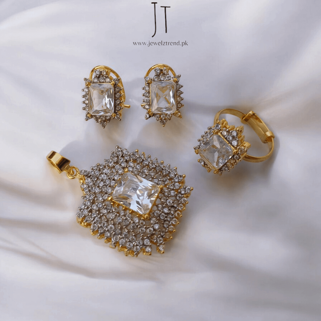 Luminous Grace Zirconia Locket Set