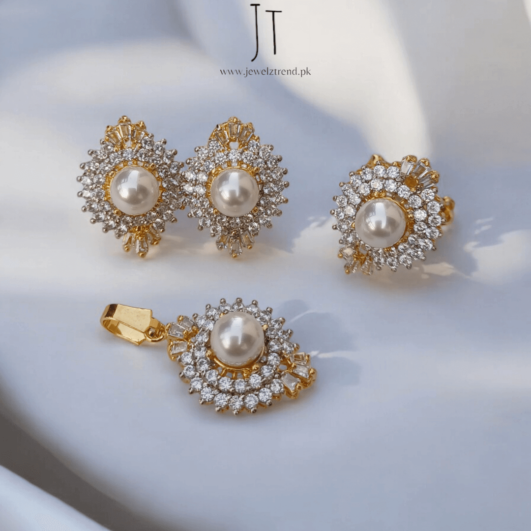 Elegance Defined: Centered Pearl & Zircon Locket Set