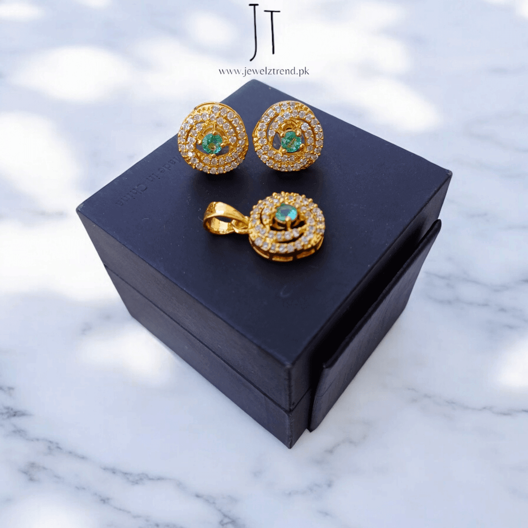 Sleek Shimmer: American Diamond Locket Set Gold