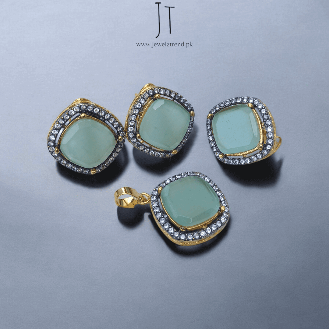 Oxidized Charm: Squared Stone Single Layer Locket Set