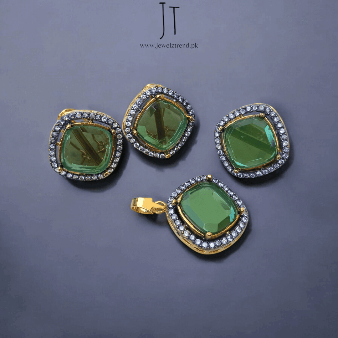 Oxidized Charm: Squared Stone Single Layer Locket Set