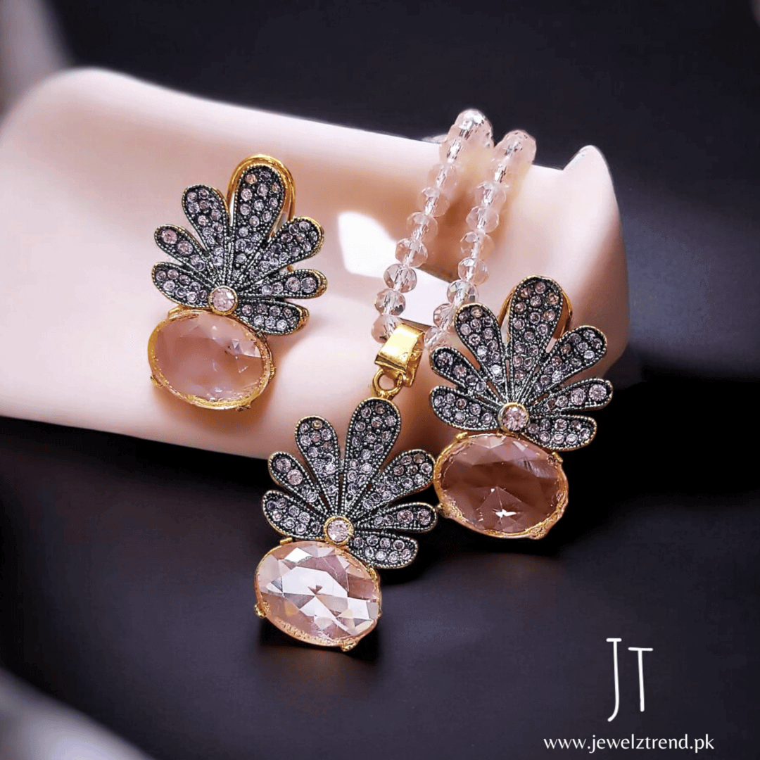 Floral Fantasy Locket Set