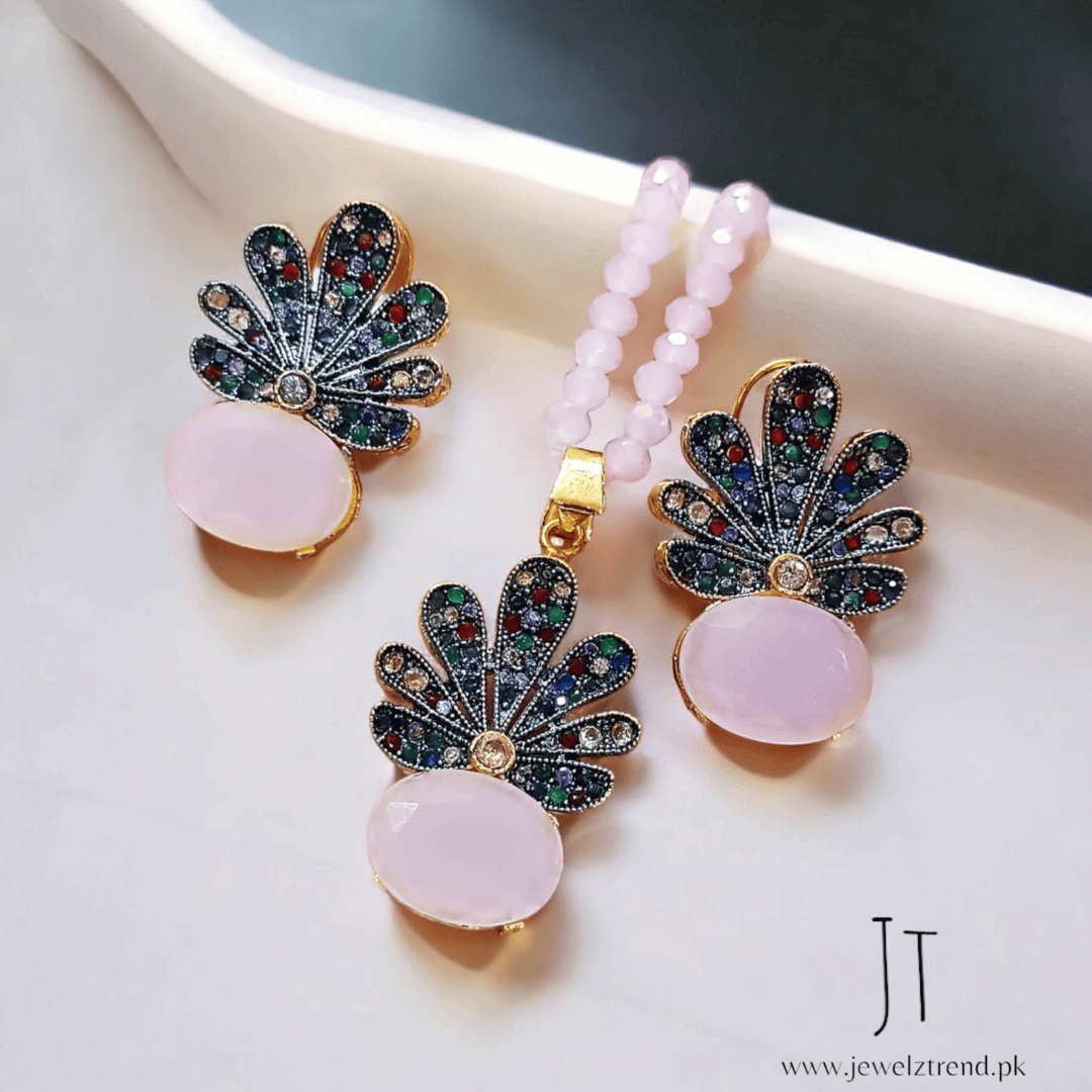 Floral Fantasy Locket Set