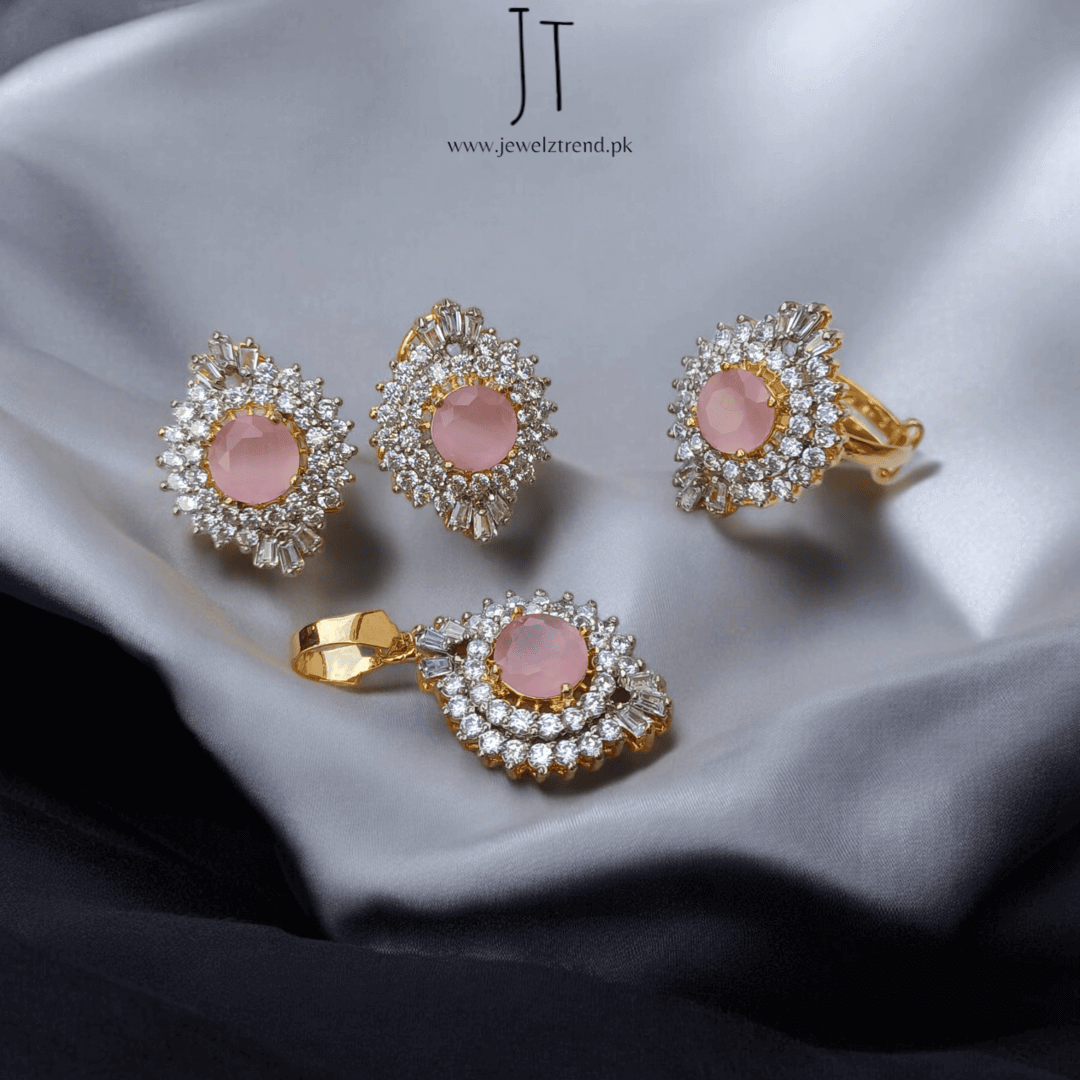 Royal Grace: Full Jurao Locket Set