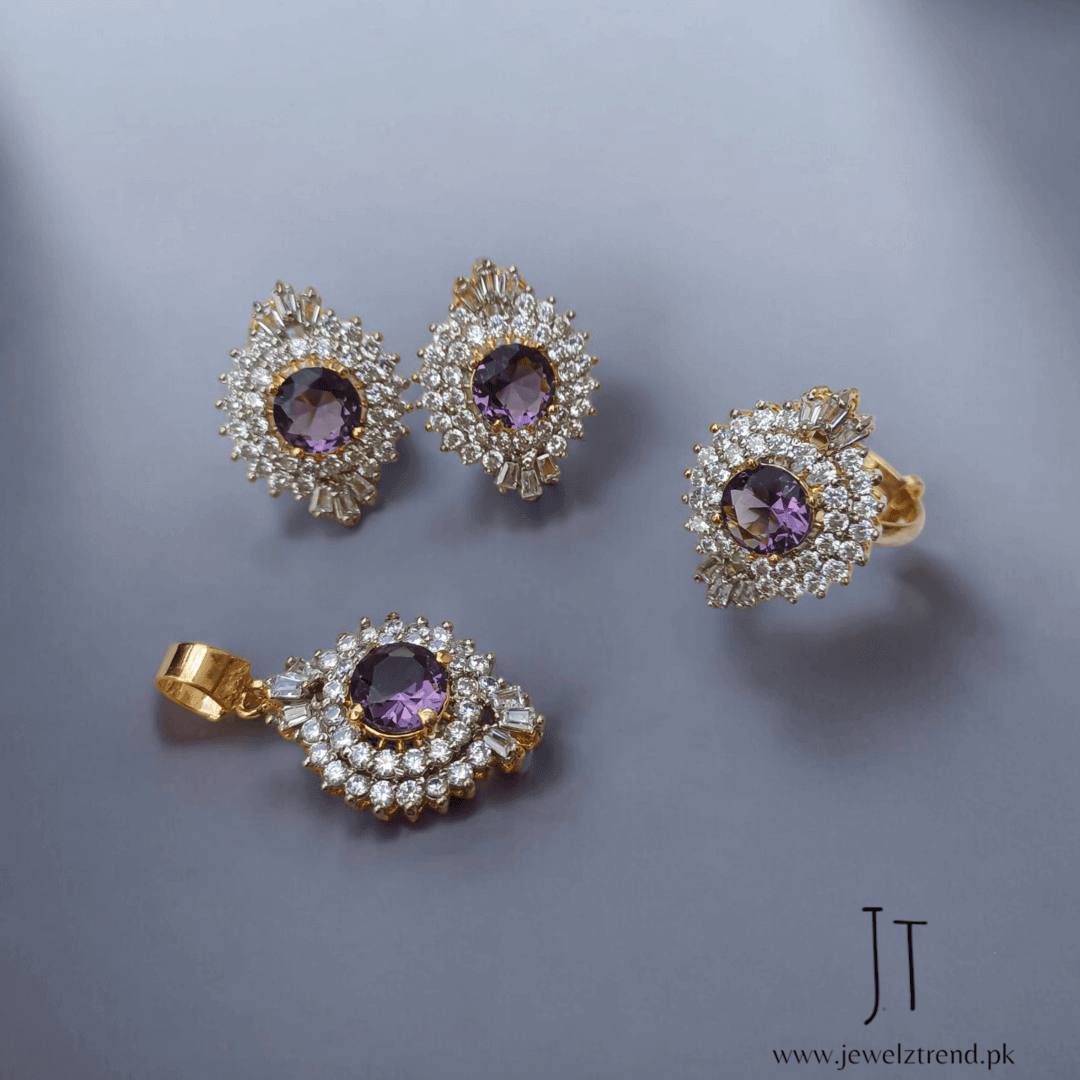 Royal Grace: Full Jurao Locket Set
