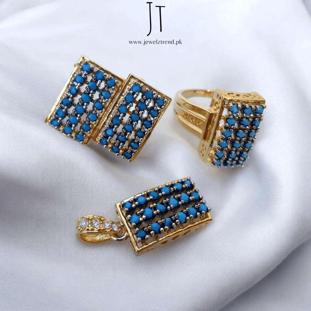 Gold Plated Locket set in Jurao Stones (1020)