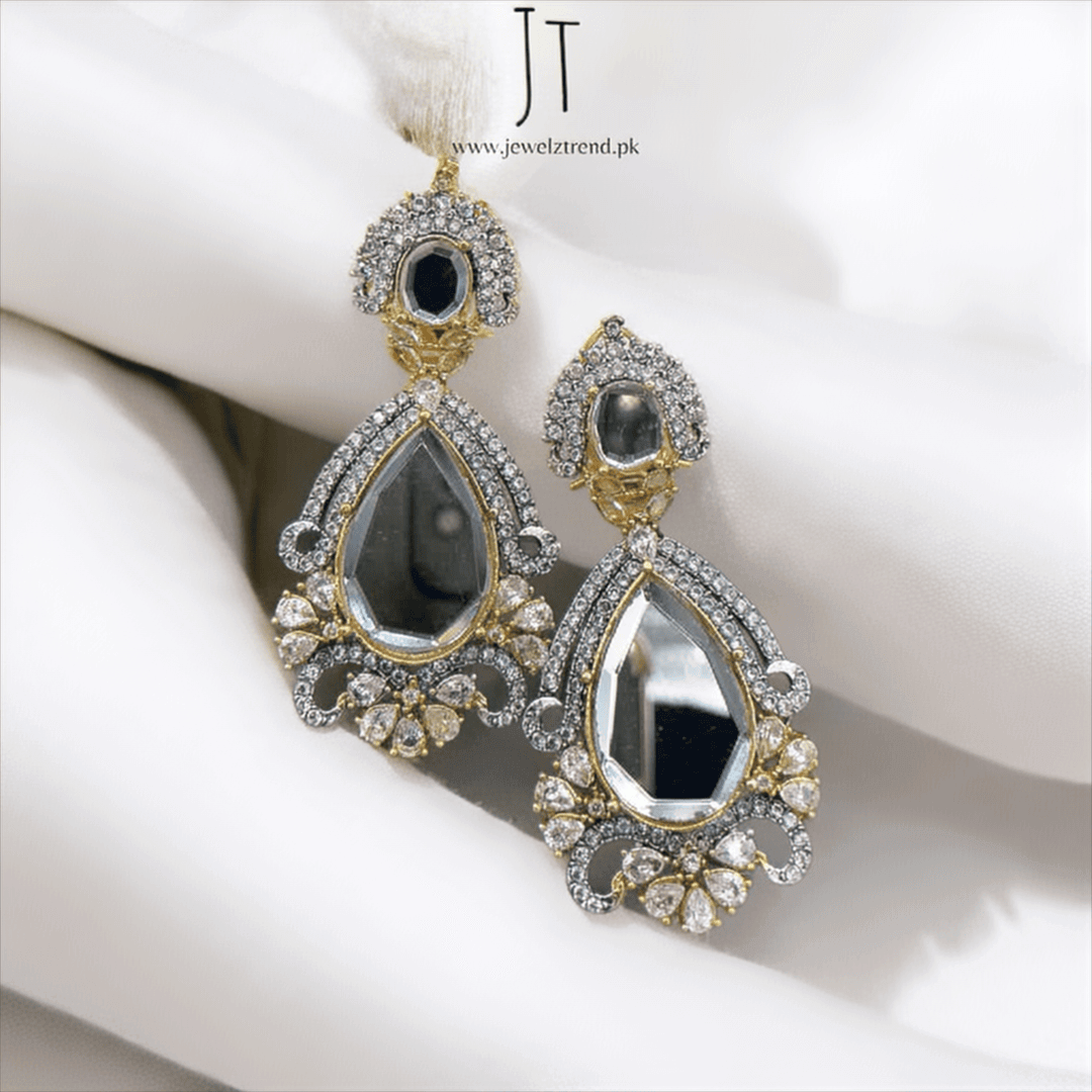 Gleaming Stone Earrings