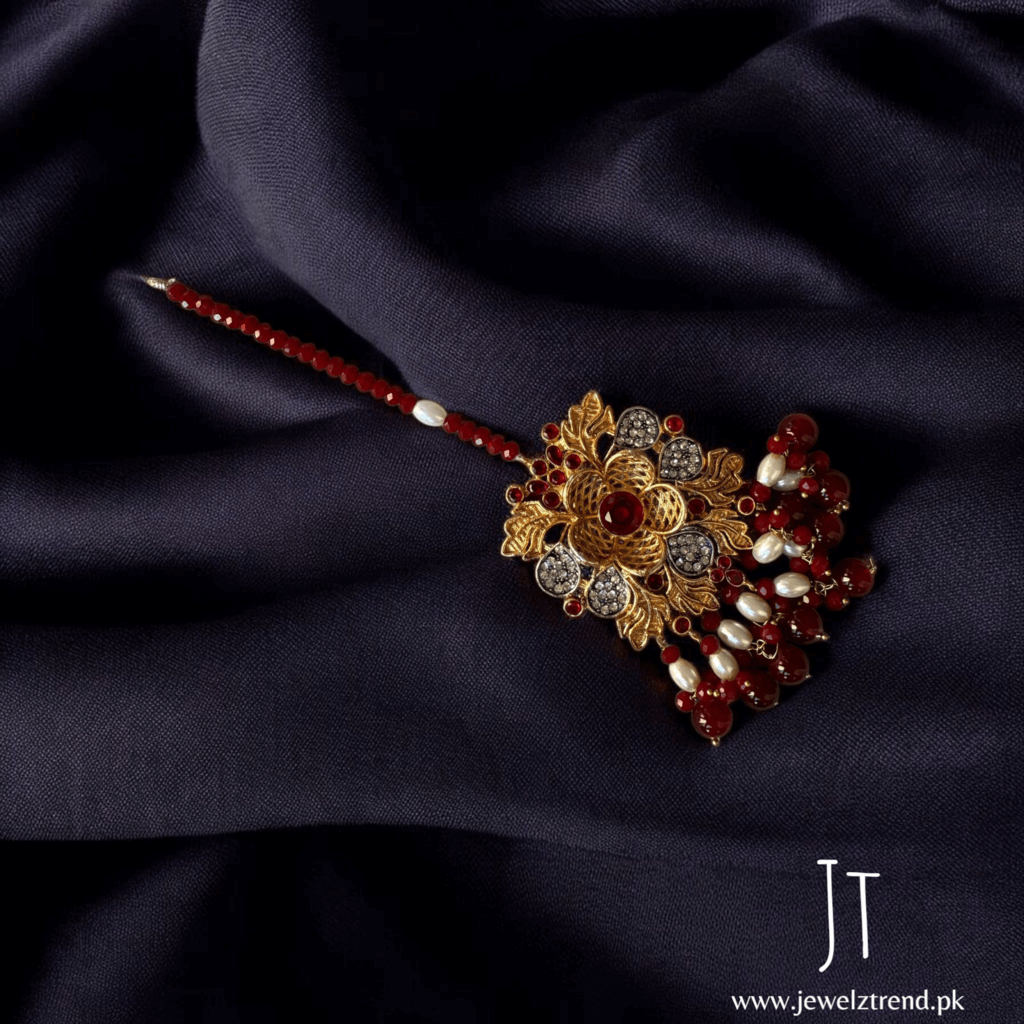 Petal Noor: Choker Set (Red)