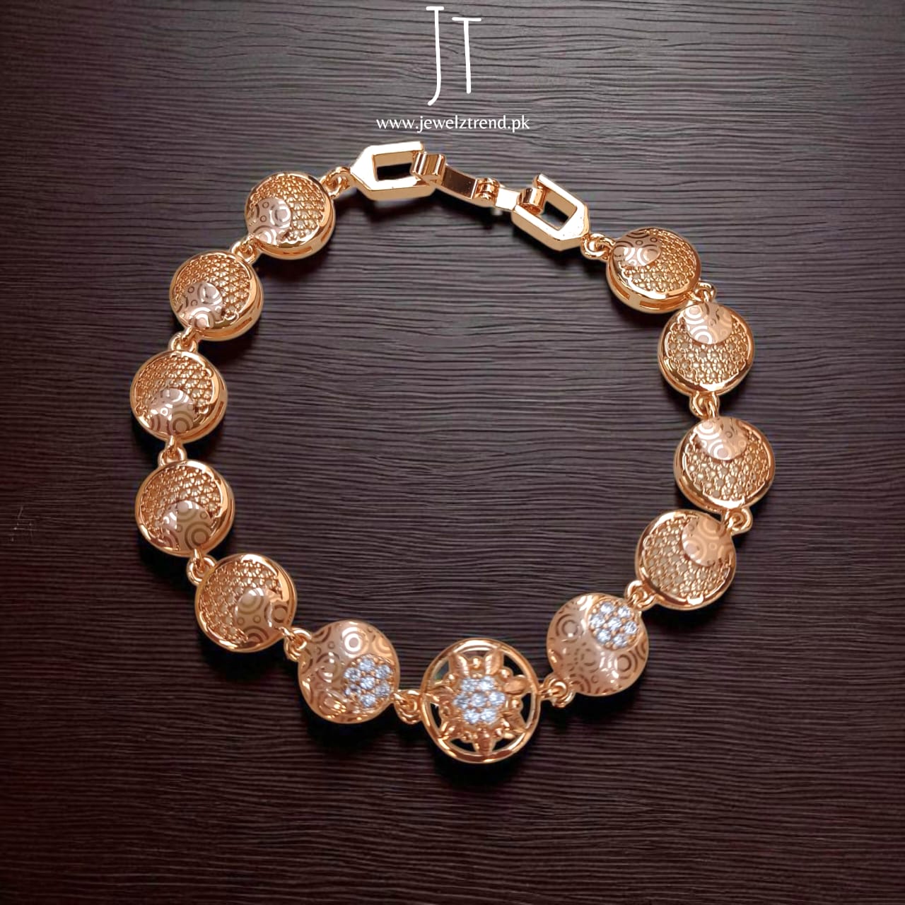 Gold Shine Flower: Daily Wear Bracelet