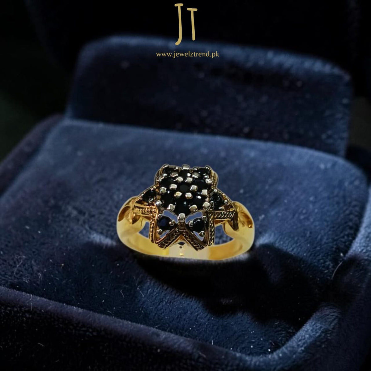Star: Jurao Ring