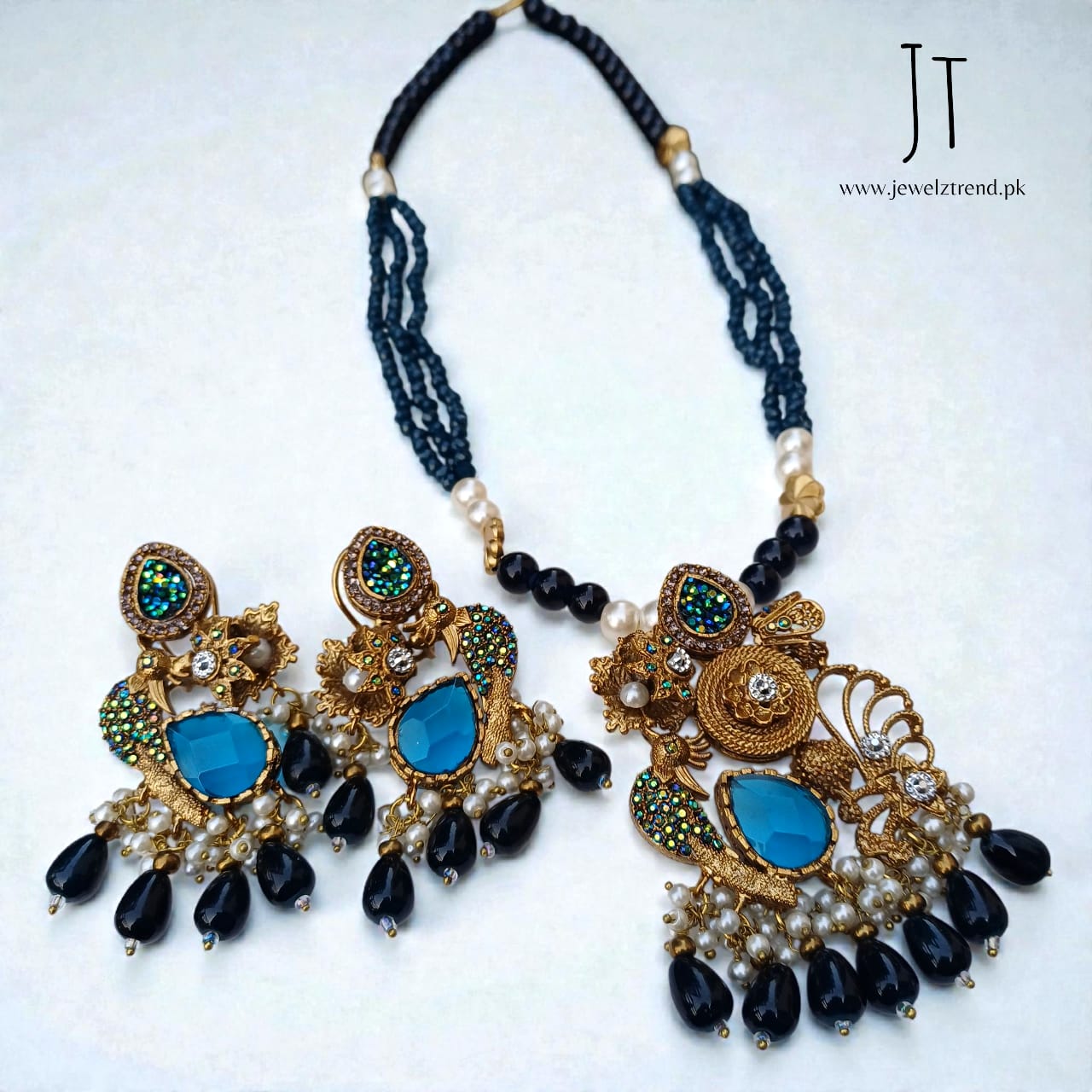 Roshni: Mala with Earrings (Zinc)