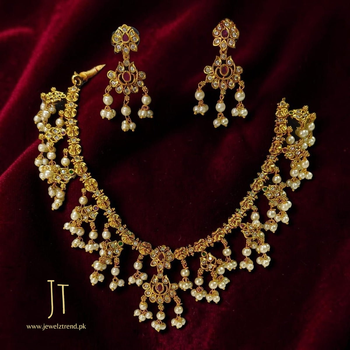 Zarmina: South Indian Set