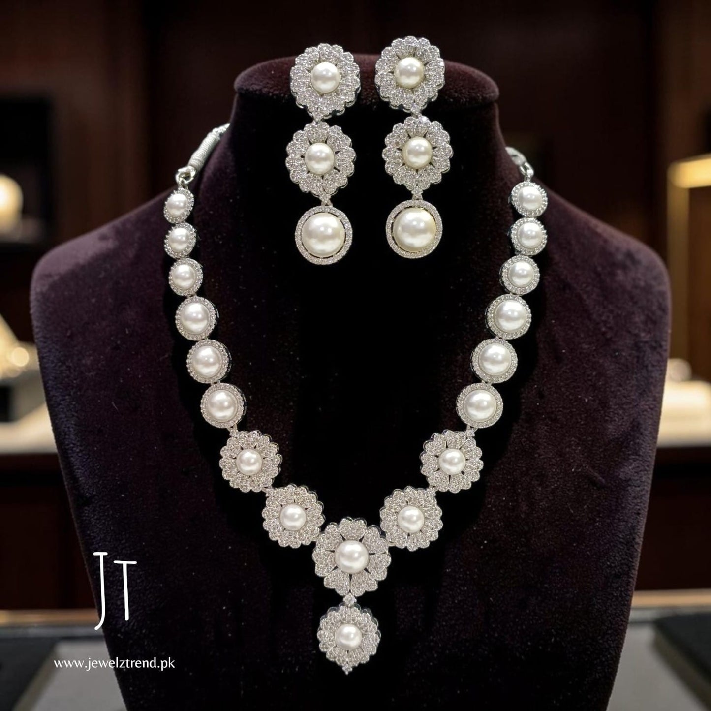 Premium Pearl: Necklace Set
