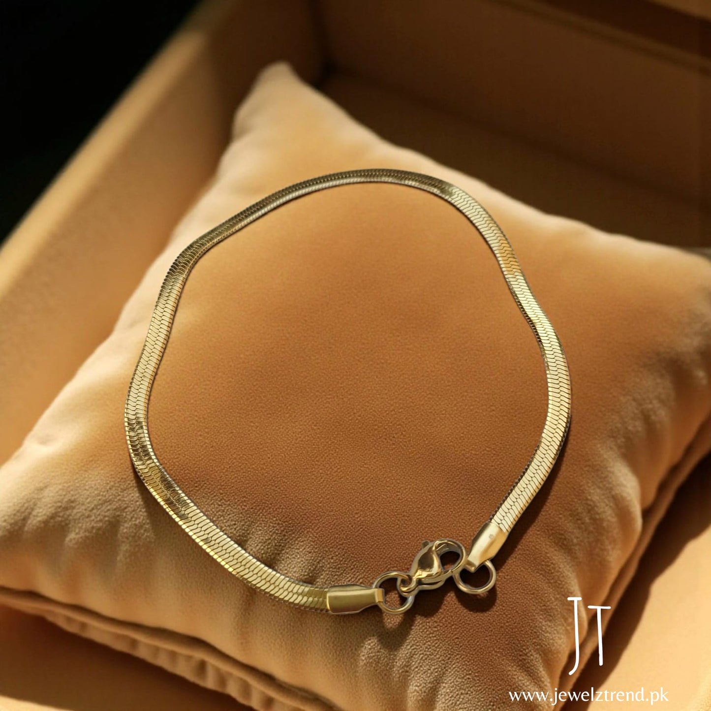 SNAKE BRACELET