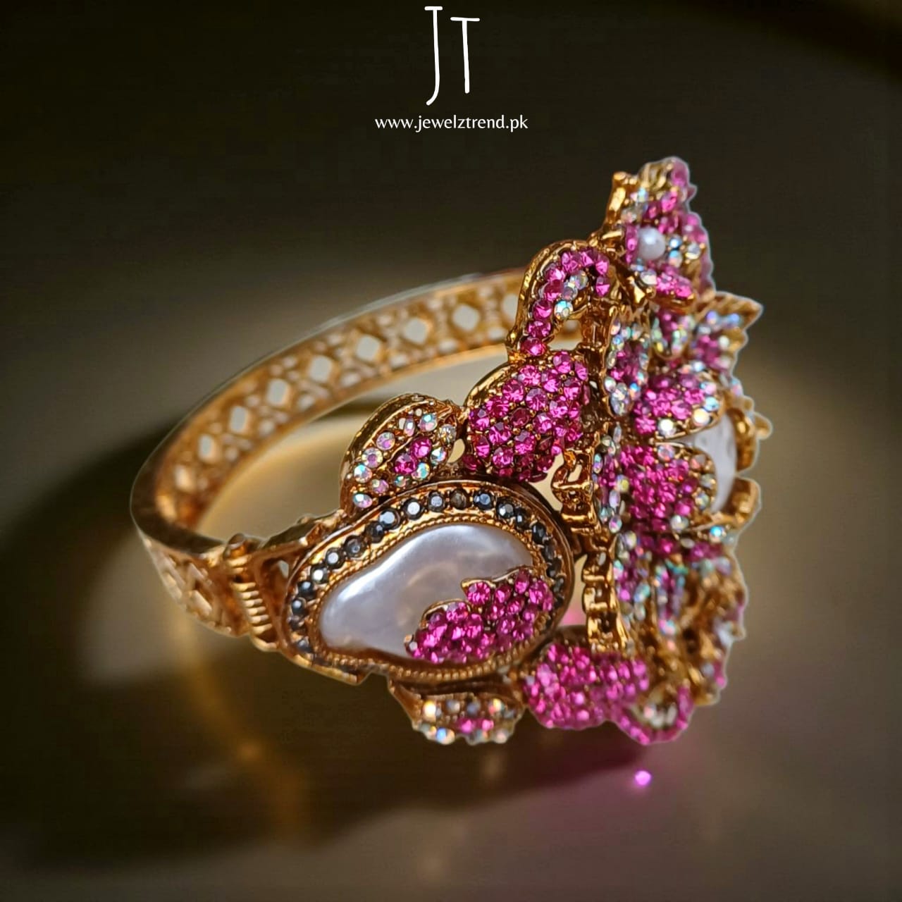 Turkish Twist: Bangle (Hot Pink)