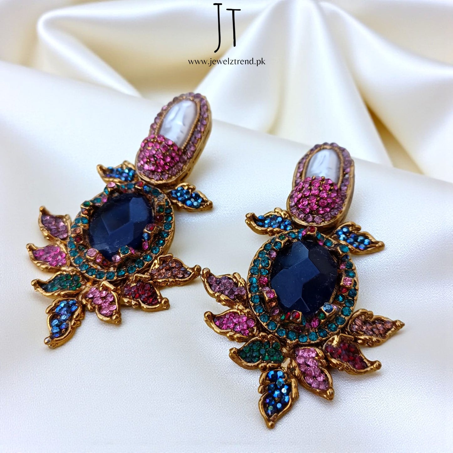 Spring Dew: Sapphire Multi