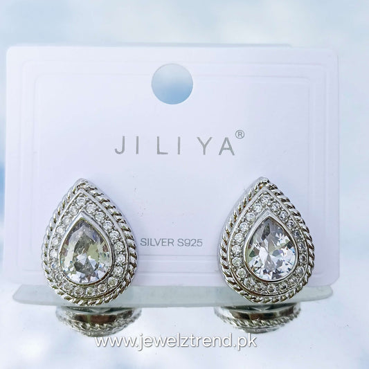 Silver studs palm shaped