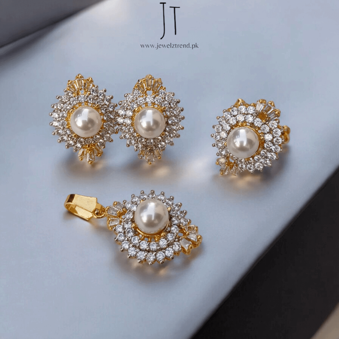 Elegance Defined: Centered Pearl & Zircon Locket Set