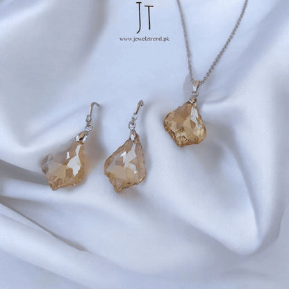 Modern Elegance Locket