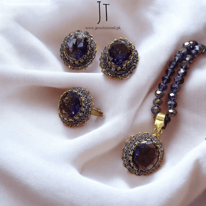 Bold Center Stone Locket Set