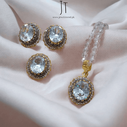 Bold Center Stone Locket Set