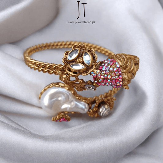 Gemstone Glory: Turkish Style Kara