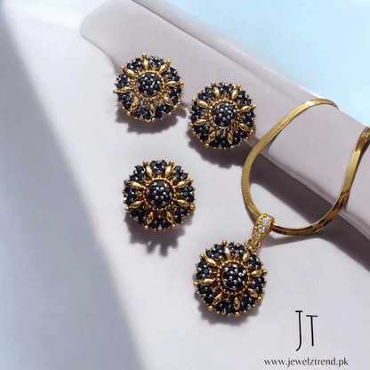 Mystic Bloom: Jurao Locket Set