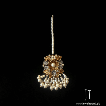 Petal Noor: Choker Set (Pearl)