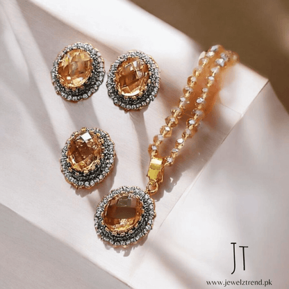 Bold Center Stone Locket Set