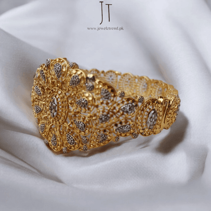 R.P Royal Look Bangle