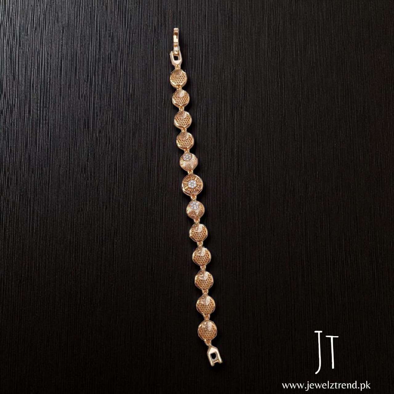 Gold Shine Flower: Daily Wear Bracelet