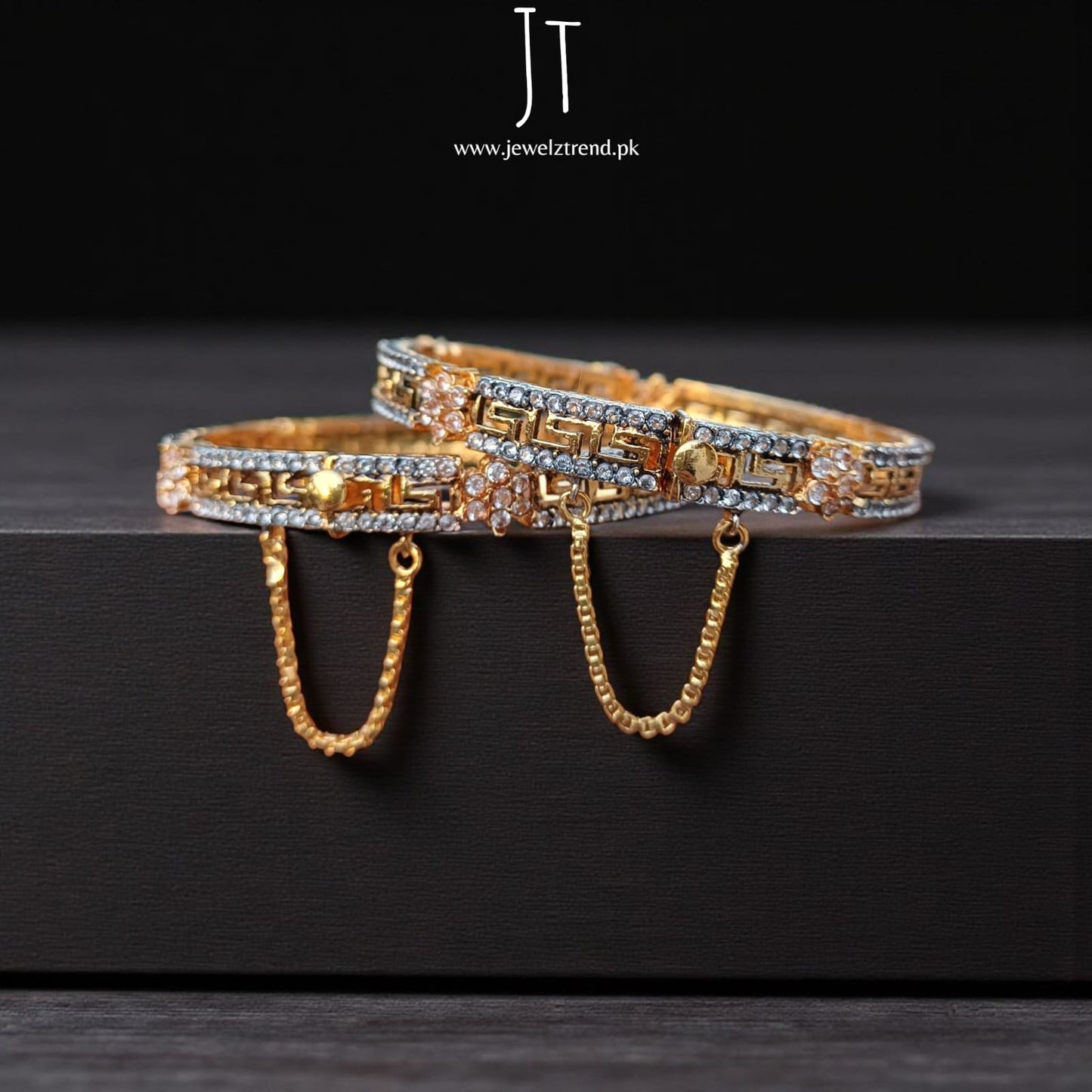 Sunlit Traditions: Oxidized Kangan