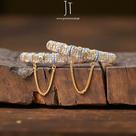 Premium Elegance: Signature Jurao Kangan