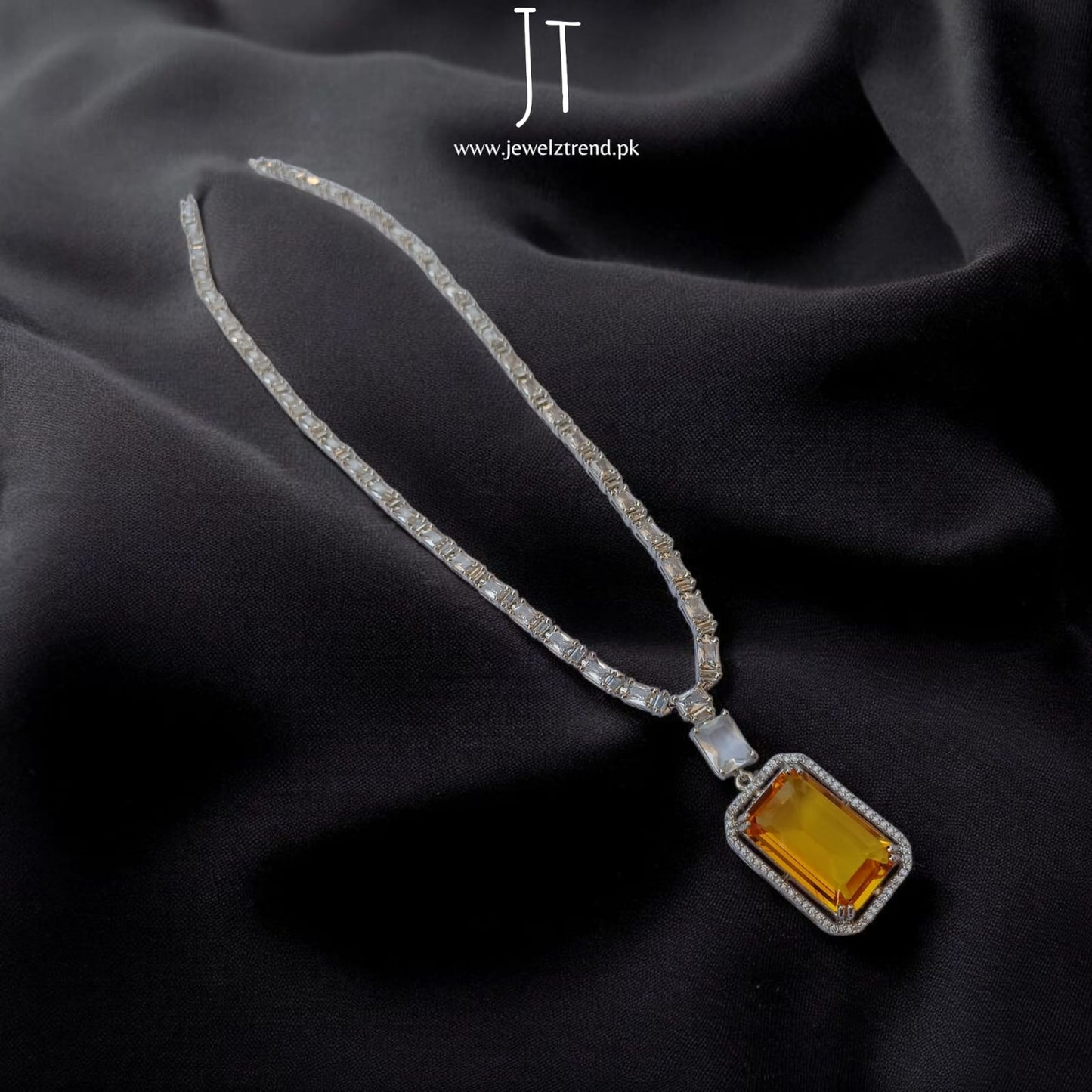 Sun-Rise Treat: Yellow Doublet Mala Set in Square Stone