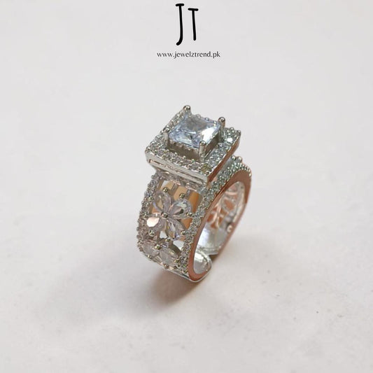 Royal: Ring