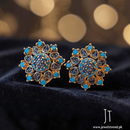 Luxe Star Glow: Jurao Earrings
