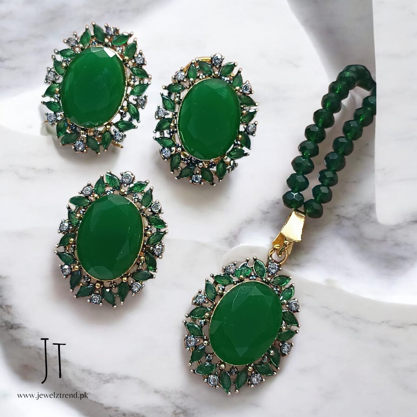 Dazzle Dream: Locket Set