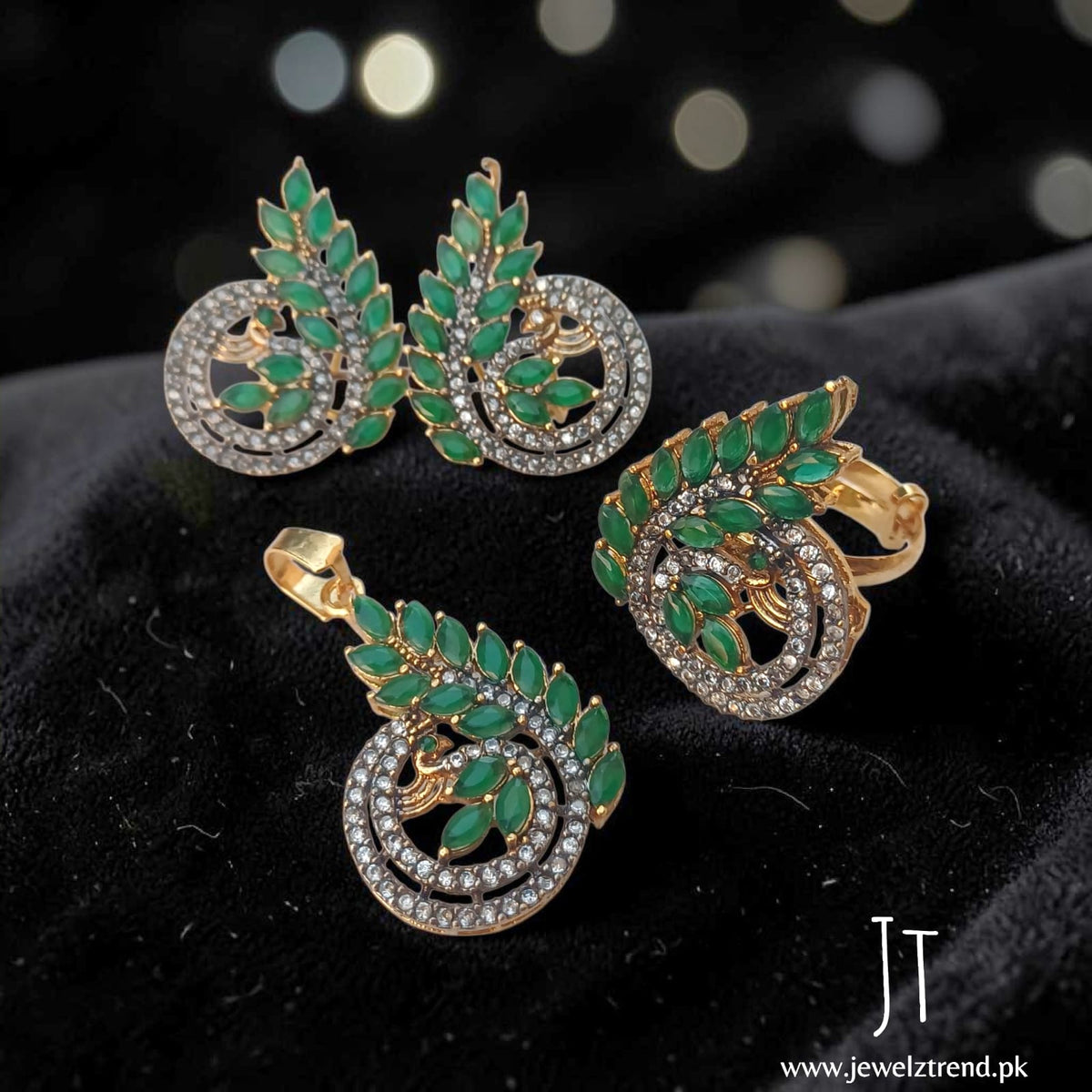 Tulip: Locket Set