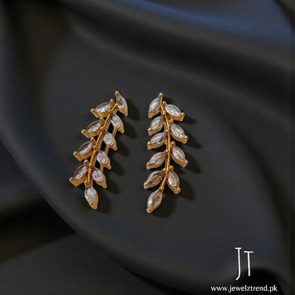 Gull: South Indian Earcuff