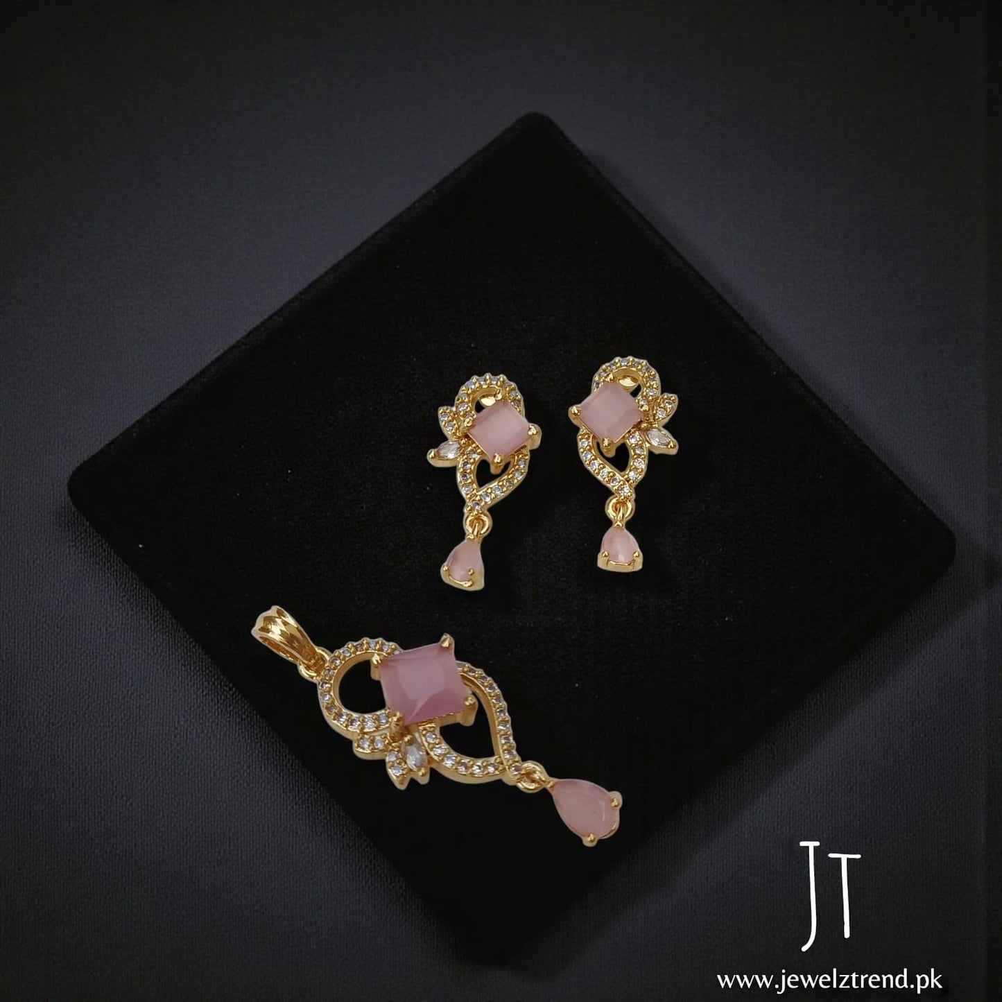 Glowing Glory: AD Locket Set