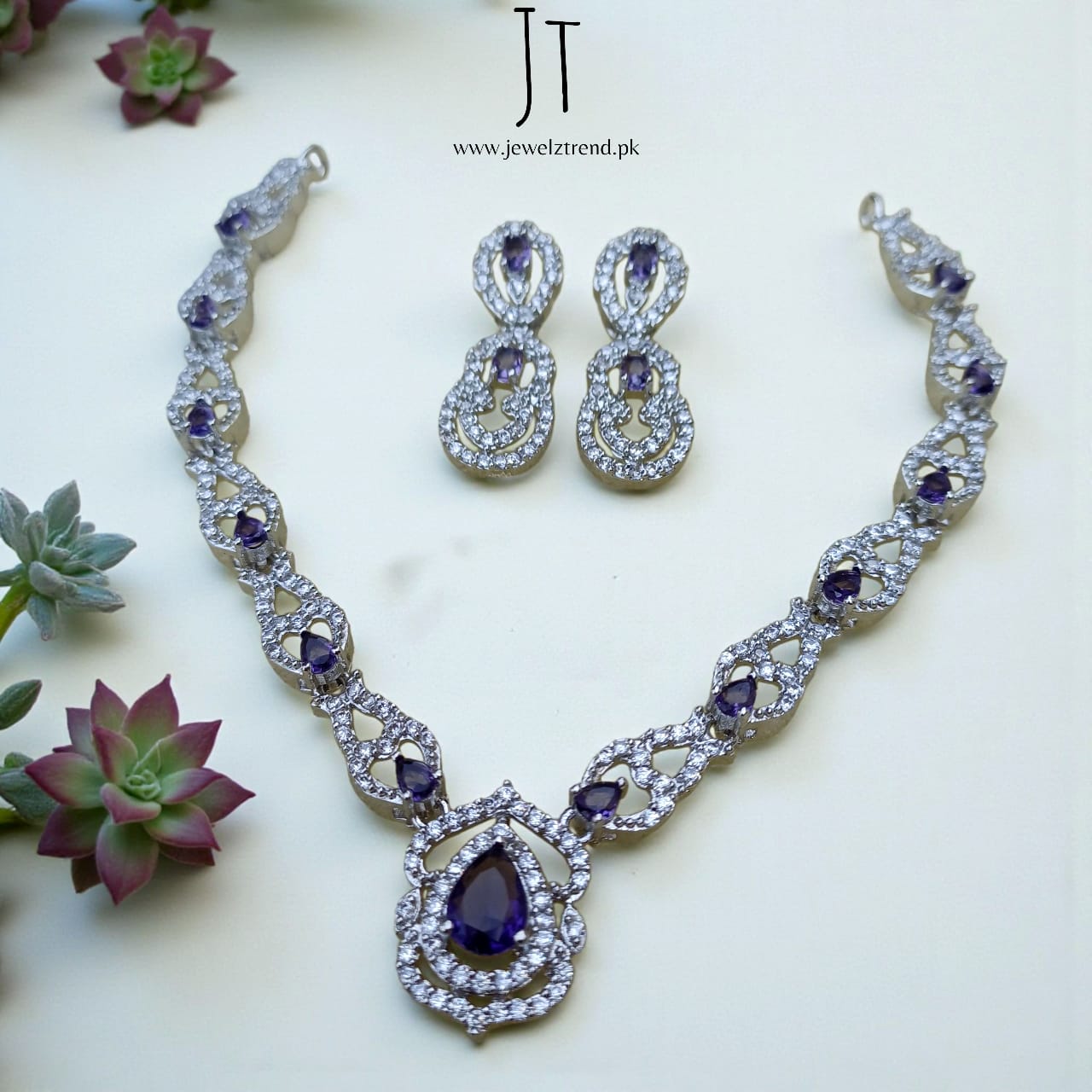 Moonlight Purple Necklace