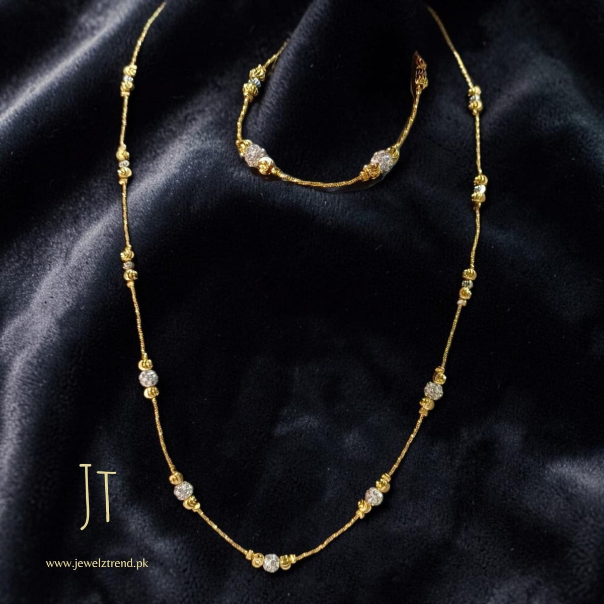 Radiant Gold Bead: Deal