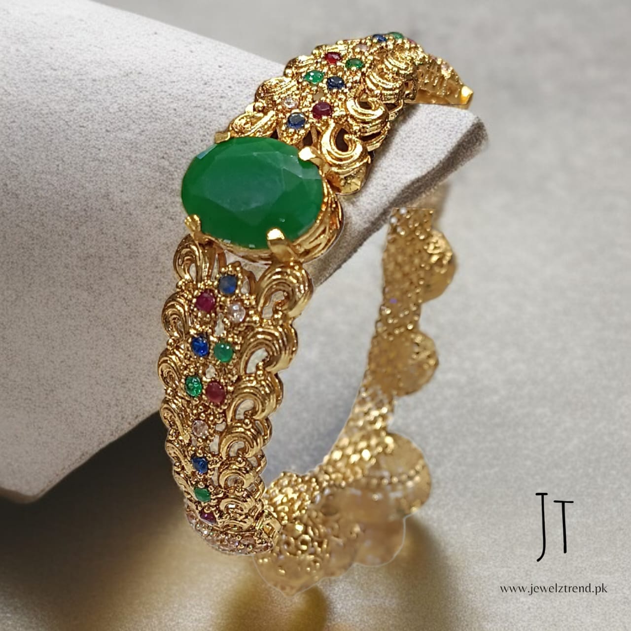 Luxury Ball Bangle