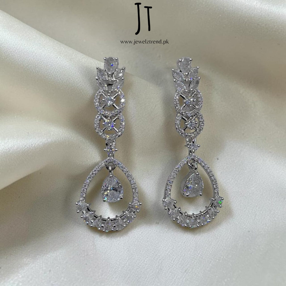 Shimmer: Earrings