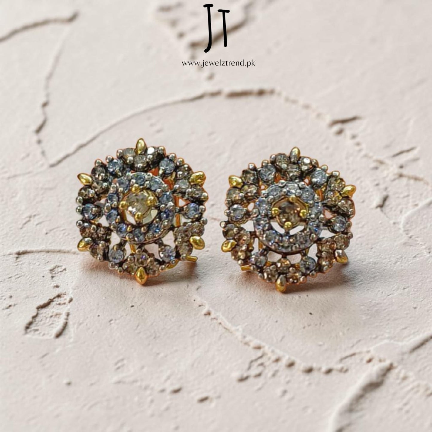 Spring Vibes: Jurao Tops