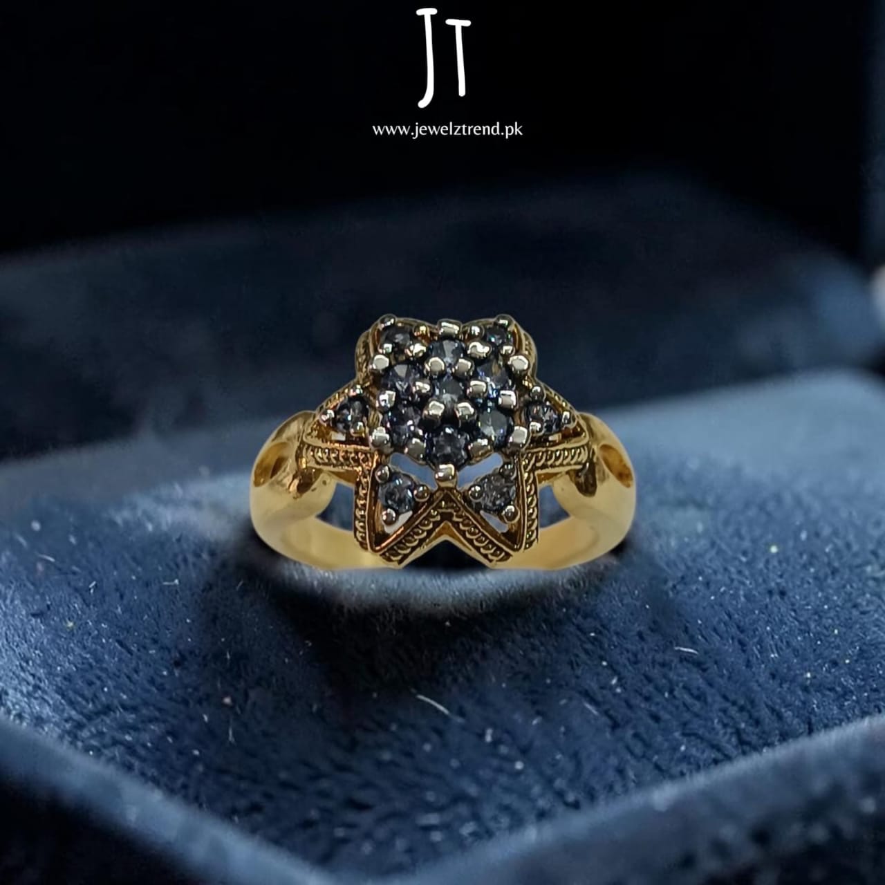 Star: Jurao Ring
