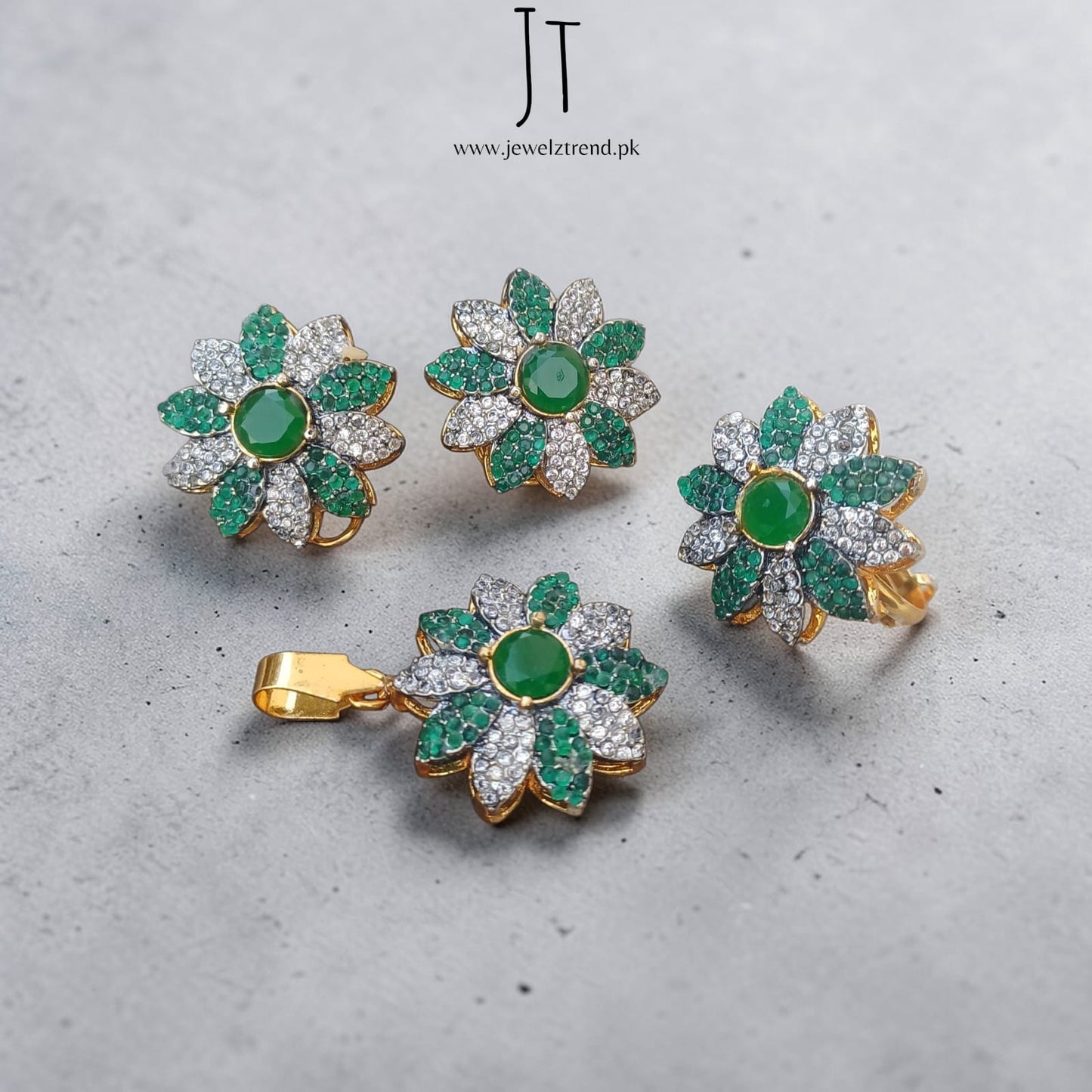 Spring Bloom: Locket Set