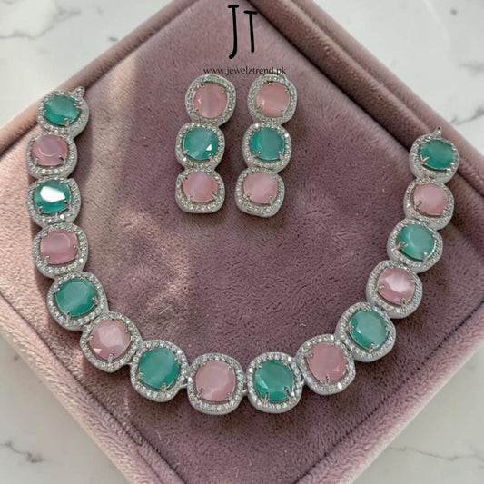 AD Elegance: Necklace Set