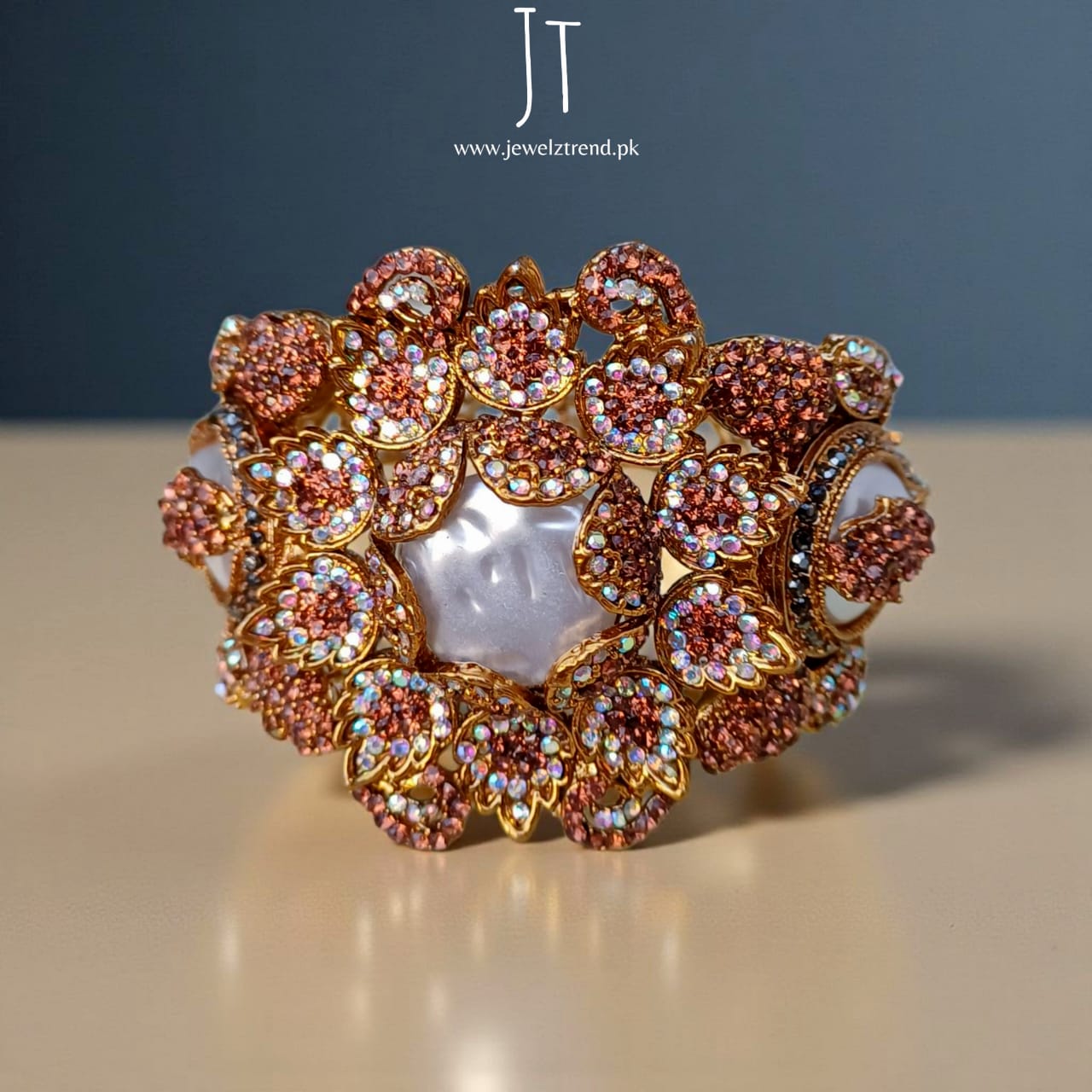 Turkish Twist: Bangle (Gold)