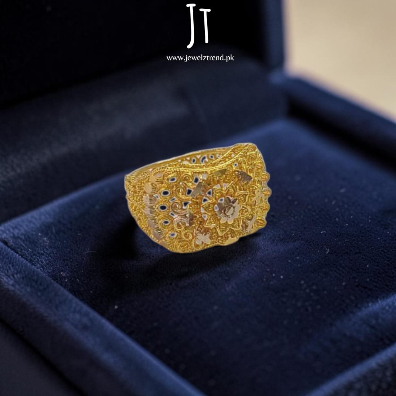 Gold Look ring: RP